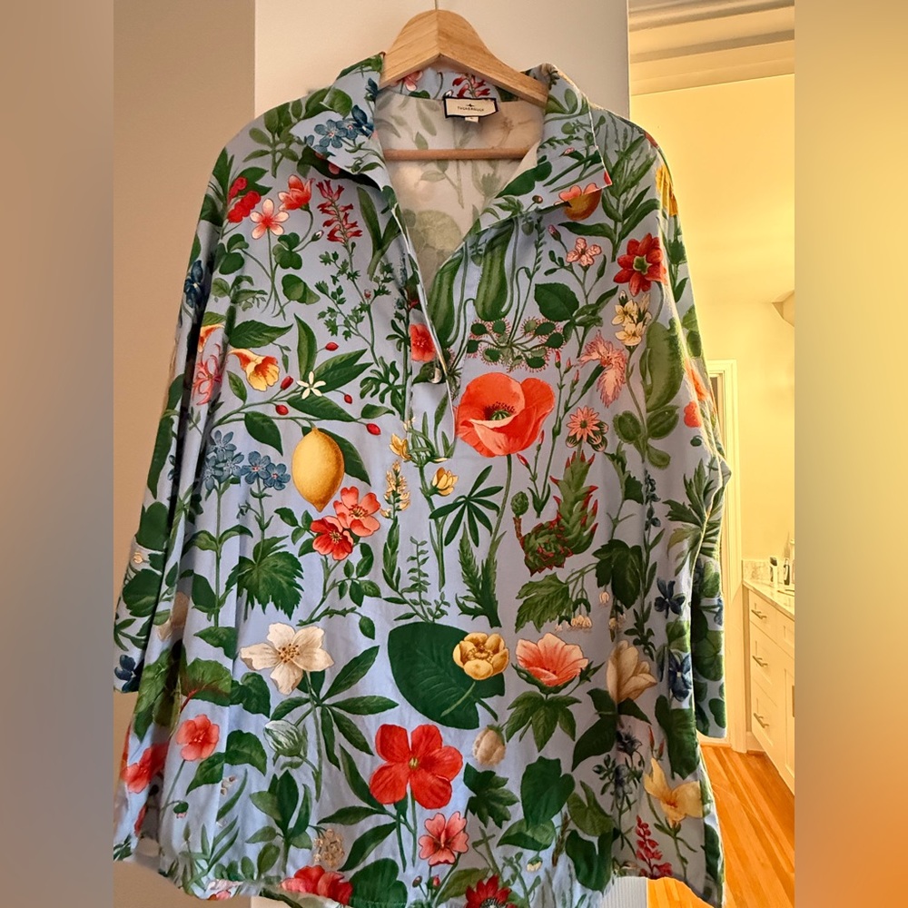 Tuckernuck Light Blue Floral & Fruit Tunic